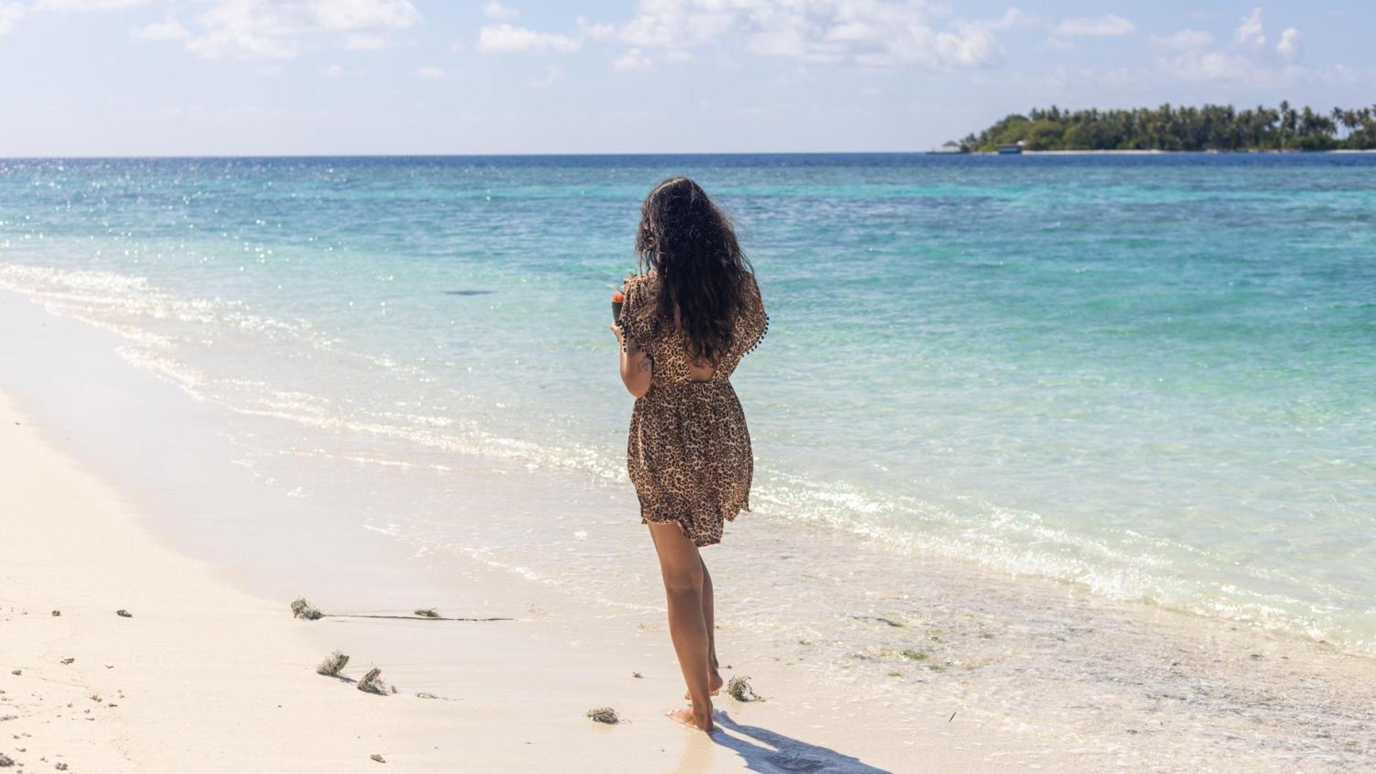 Plumeria Maldives गेस्ट हाउस 4*